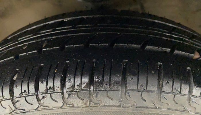 2017 Maruti Alto K10 VXI, Petrol, Manual, 41,428 km, Left Front Tyre Tread