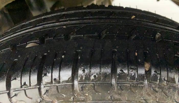 2017 Maruti Alto K10 VXI, Petrol, Manual, 41,428 km, Left Rear Tyre Tread