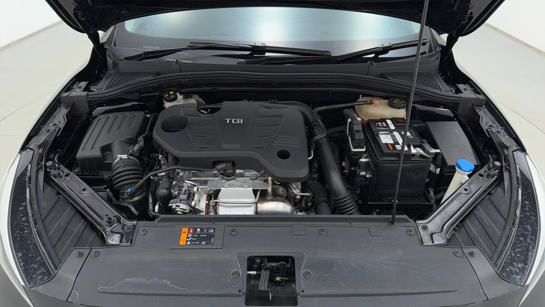 Open Bonnet (Engine)