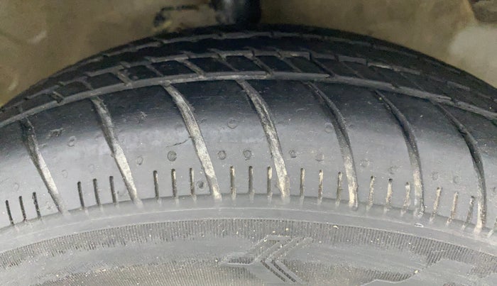 2019 Maruti Celerio VXI d, Petrol, Manual, 78,952 km, Right Front Tyre Tread