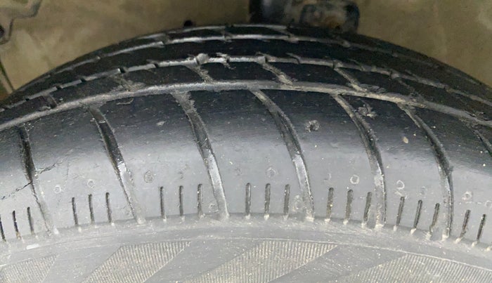 2019 Maruti Celerio VXI d, Petrol, Manual, 78,952 km, Left Front Tyre Tread