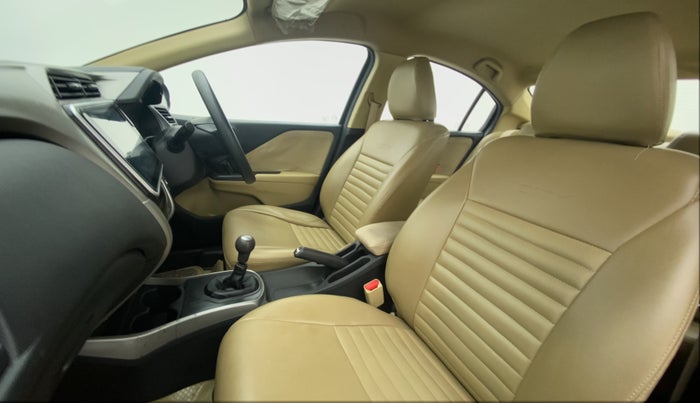 2017 Honda City V MT PETROL, Petrol, Manual, 44,308 km, Right Side Front Door Cabin