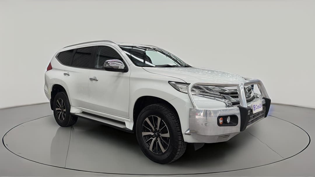 2017 Mitsubishi Pajero Sport Gls (4x4) 7 Seat, Automatic, 131942 km, Right Front Diagonal (45- Degree) View