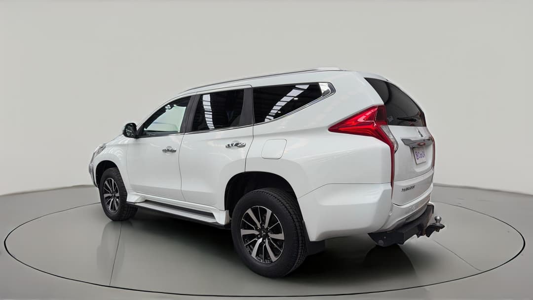 2017 Mitsubishi Pajero Sport Gls (4x4) 7 Seat, Automatic, 131942 km, Left Back Diagonal (45- Degree) View