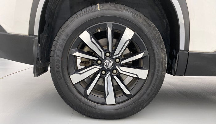 2019 MG HECTOR SHARP DCT PETROL, Petrol, Automatic, 24,651 km, Right Rear Wheel