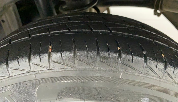 2019 Maruti Alto VXI, Petrol, Manual, 46,881 km, Left Rear Tyre Tread