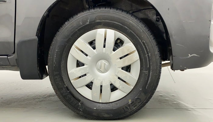 2019 Maruti Alto VXI, Petrol, Manual, 46,881 km, Right Front Wheel