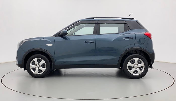 2022 Mahindra XUV 3OO W6 1.5 DIESEL AMT, Diesel, Automatic, 7,064 km, Left Side
