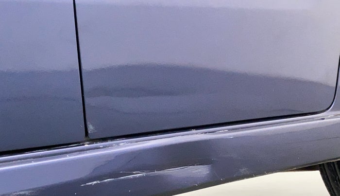 2017 Maruti Wagon R 1.0 VXI+ OPT. AMT, Petrol, Automatic, 70,836 km, Left running board - Slightly dented