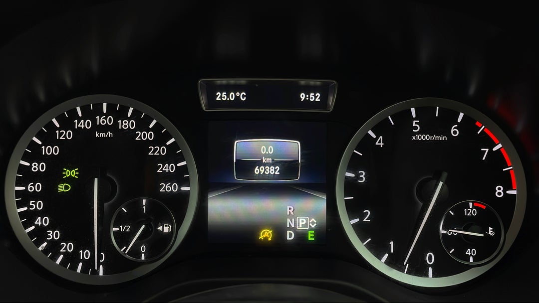 2016 Infiniti Q30 Sport 2.0t, Automatic, 69382 km, Odometer View