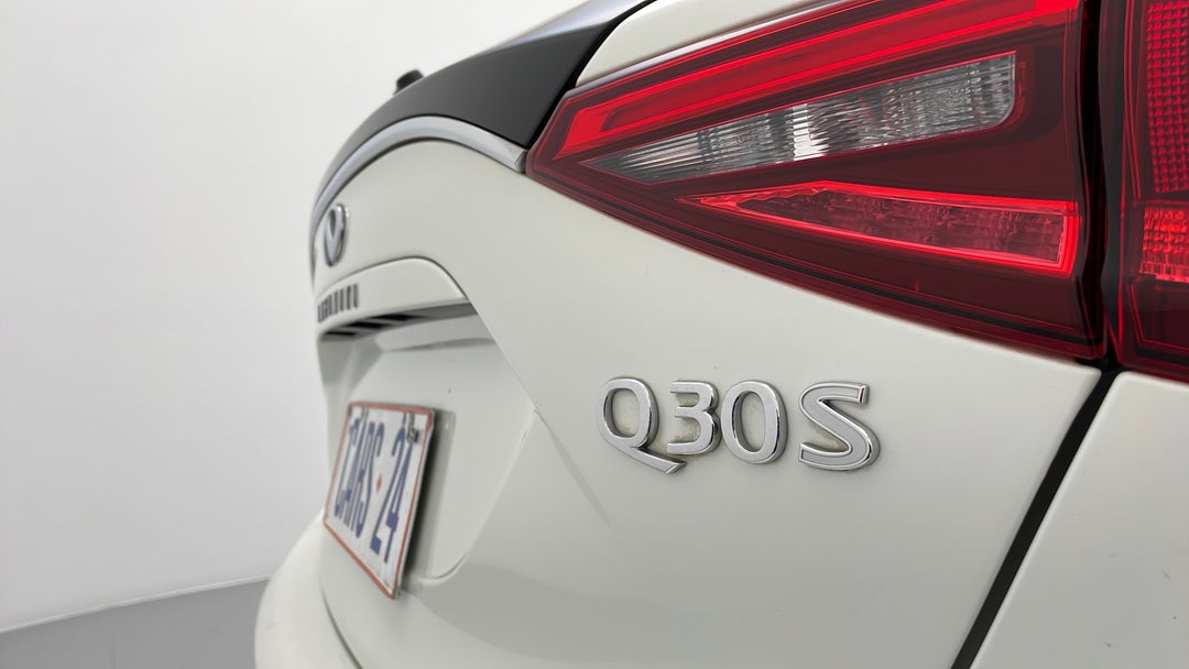 2016 Infiniti Q30 Sport 2.0t, Automatic, 69382 km, Badge (Boot Right Side)