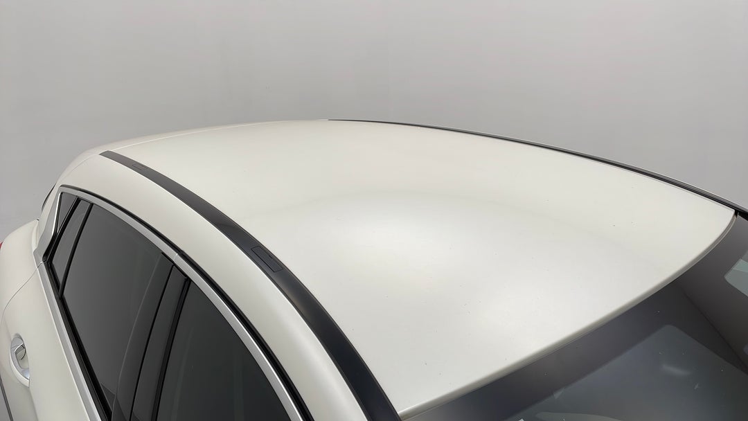 2016 Infiniti Q30 Sport 2.0t, Automatic, 69382 km, Roof/Sunroof View