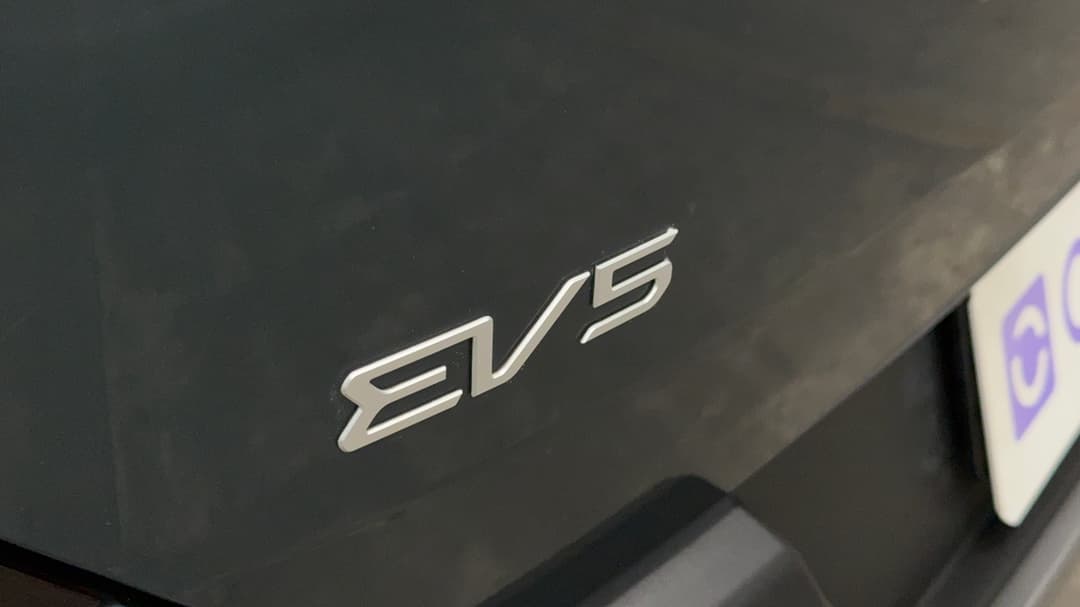 2024 Kia Ev5 Air 2WD Sr, Automatic, 23917 km, Badge (Boot Left Side)