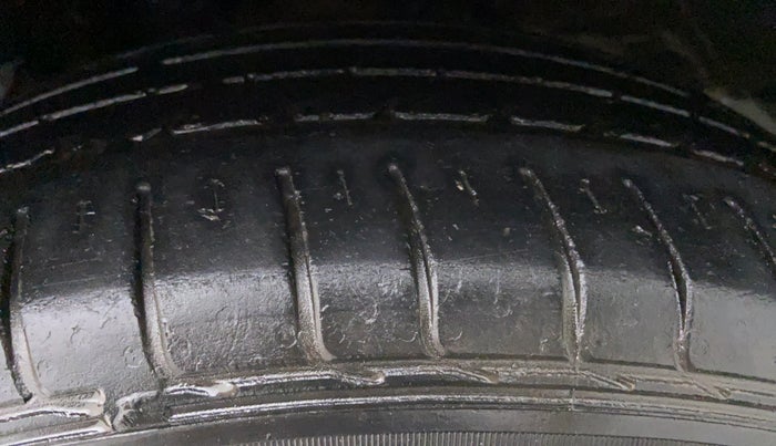 2016 Hyundai Creta 1.6 BASE, Petrol, Manual, 56,501 km, Left Rear Tyre Tread