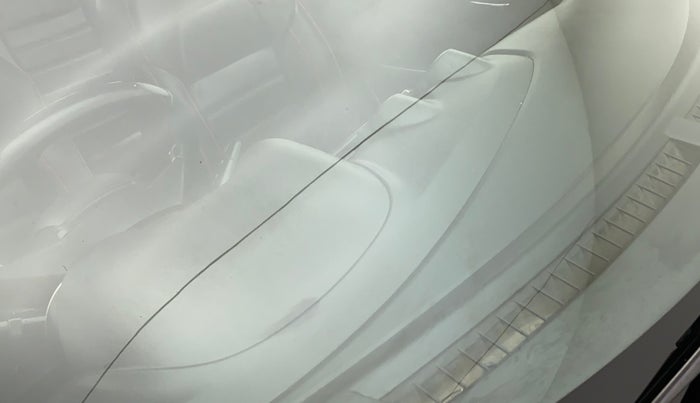 2018 Maruti Swift ZXI PLUS, Petrol, Manual, 63,200 km, Front windshield - Minor spot on windshield