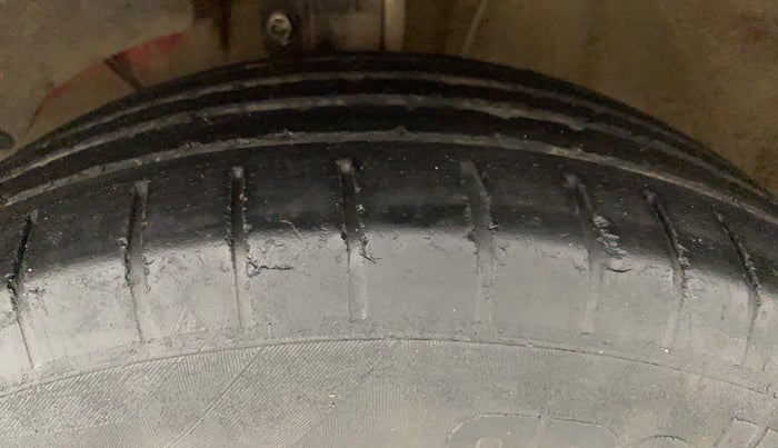 2018 Maruti Swift ZXI PLUS, Petrol, Manual, 63,200 km, Left Front Tyre Tread