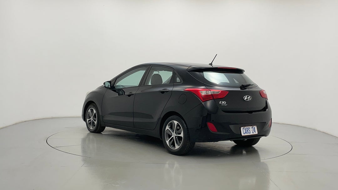 Left Back Diagonal (45- Degree) View