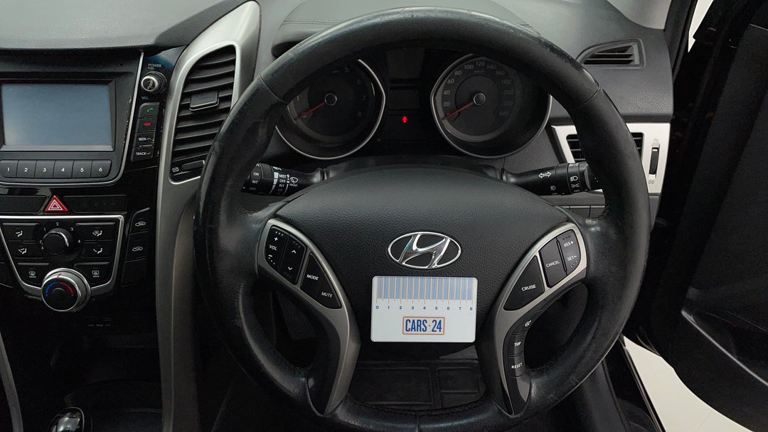 Steering Wheel Body Scuff