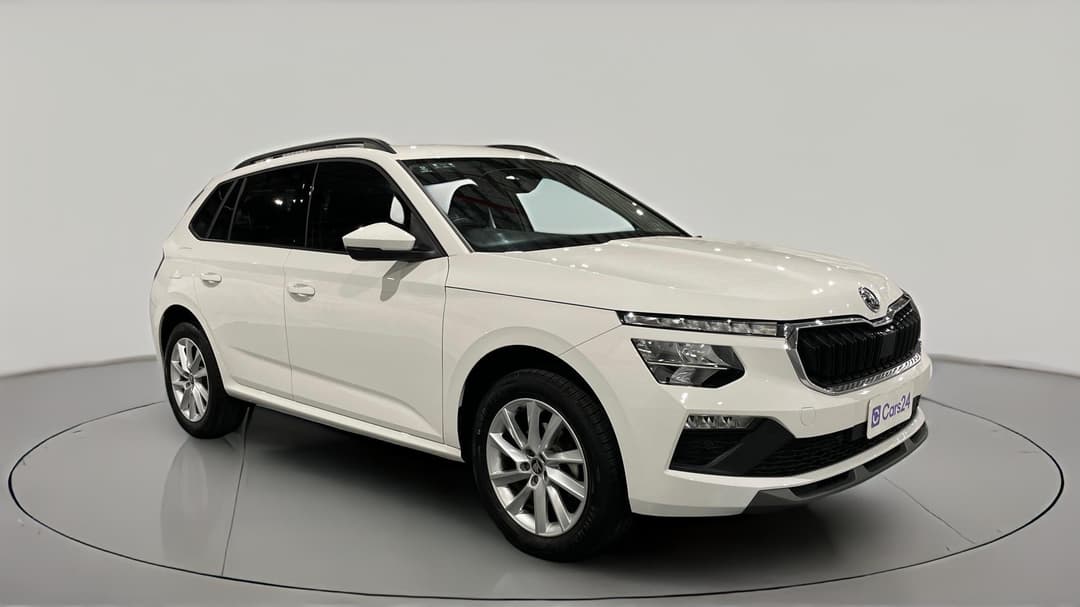 2025 SKODA Kamiq 85tsi Select, Automatic, 5527 km, Right Front Diagonal (45- Degree) View