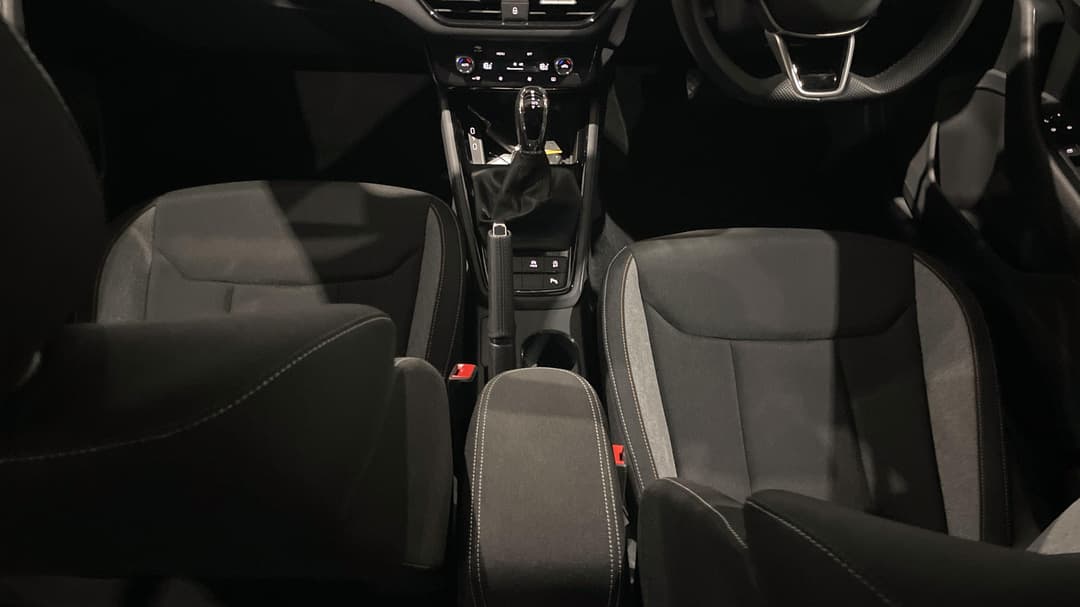 2025 SKODA Kamiq 85tsi Select, Automatic, 5527 km, Center Console