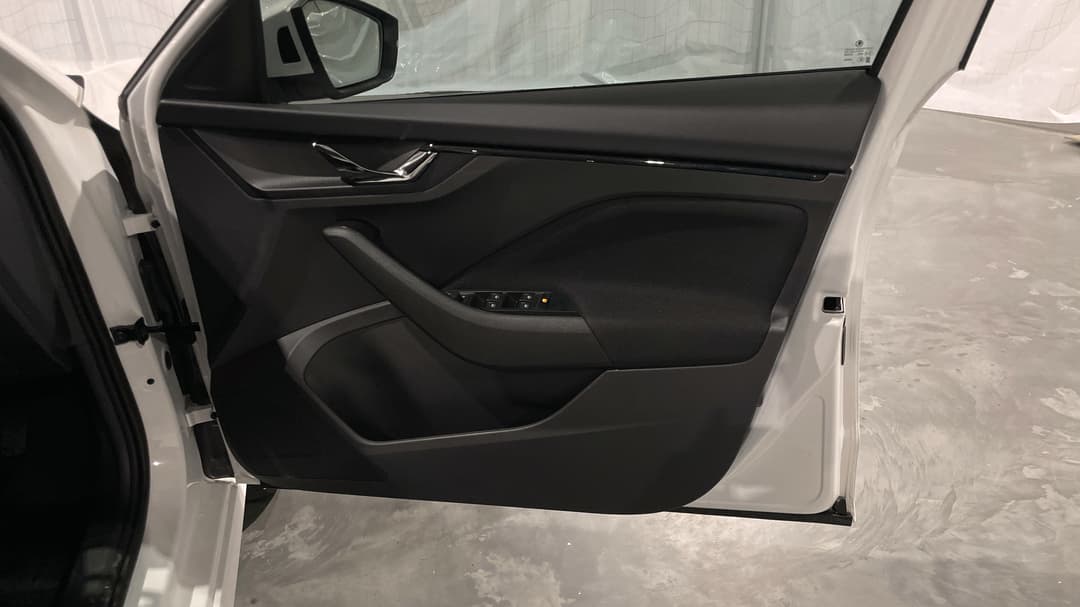 2025 SKODA Kamiq 85tsi Select, Automatic, 5527 km, Speaker View