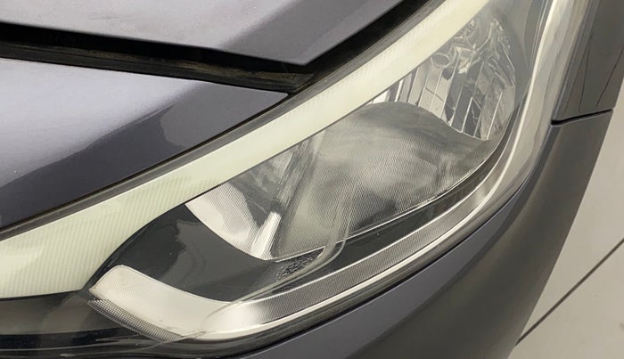2016 Hyundai Elite i20 SPORTZ 1.2, Petrol, Manual, 1,01,400 km, Left headlight - Minor scratches