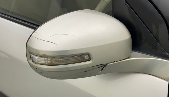 2017 Maruti Swift Dzire VXI, Petrol, Manual, 58,336 km, Right rear-view mirror - Indicator light has minor damage