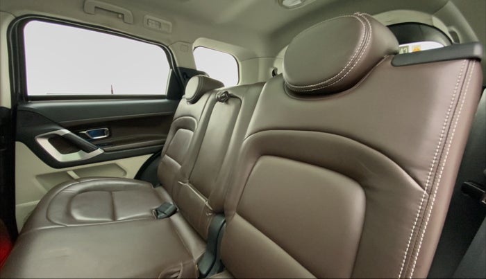 2021 Tata Safari XT PLUS, Diesel, Manual, 35,190 km, Right Side Rear Door Cabin