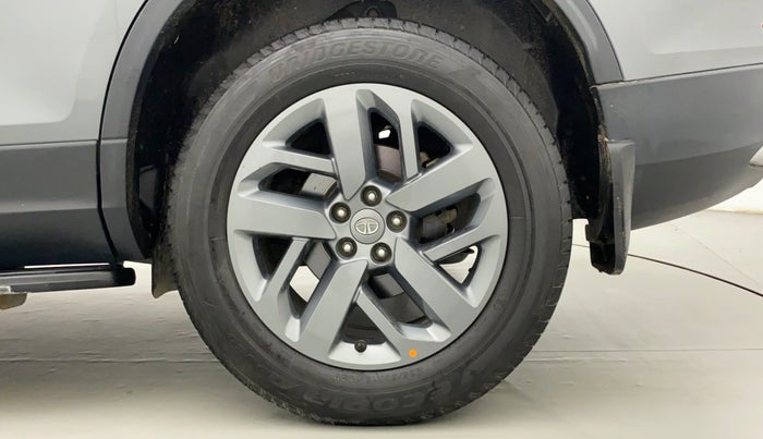 2021 Tata Safari XT PLUS, Diesel, Manual, 35,190 km, Left Rear Wheel