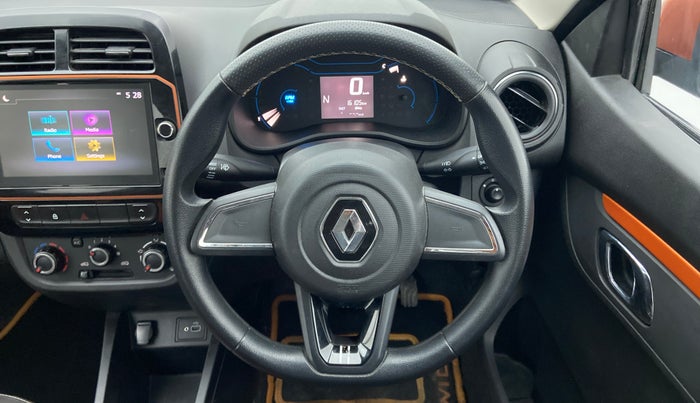 2021 Renault Kwid CLIMBER 1.0 AMT (O), Petrol, Automatic, 16,105 km, Steering Wheel Close Up