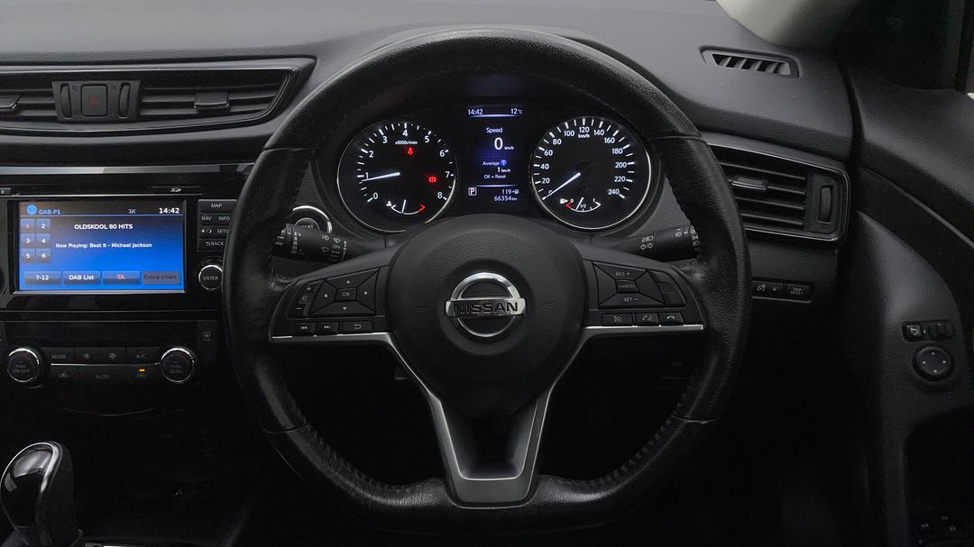 2018 Nissan X-trail St-l (2wd), Automatic, 66354 km, Steering Wheel Close-up