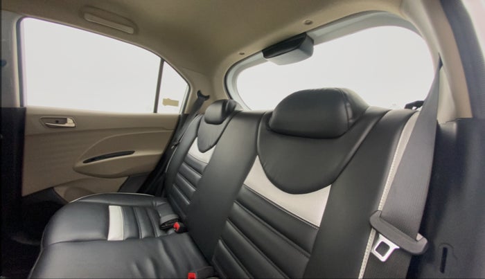 2019 Hyundai NEW SANTRO MAGNA, Petrol, Manual, 7,155 km, Right Side Rear Door Cabin