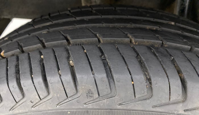 2019 Datsun Redi Go A, Petrol, Manual, 21,192 km, Right Rear Tyre Tread