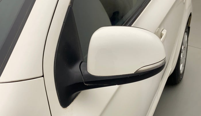 2012 Hyundai i20 MAGNA O 1.2, Petrol, Manual, 27,449 km, Left rear-view mirror - Folding motor not working