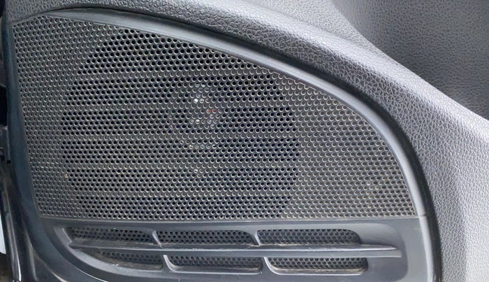 2017 Volkswagen Ameo TRENDLINE 1.2, Petrol, Manual, 39,642 km, Speaker