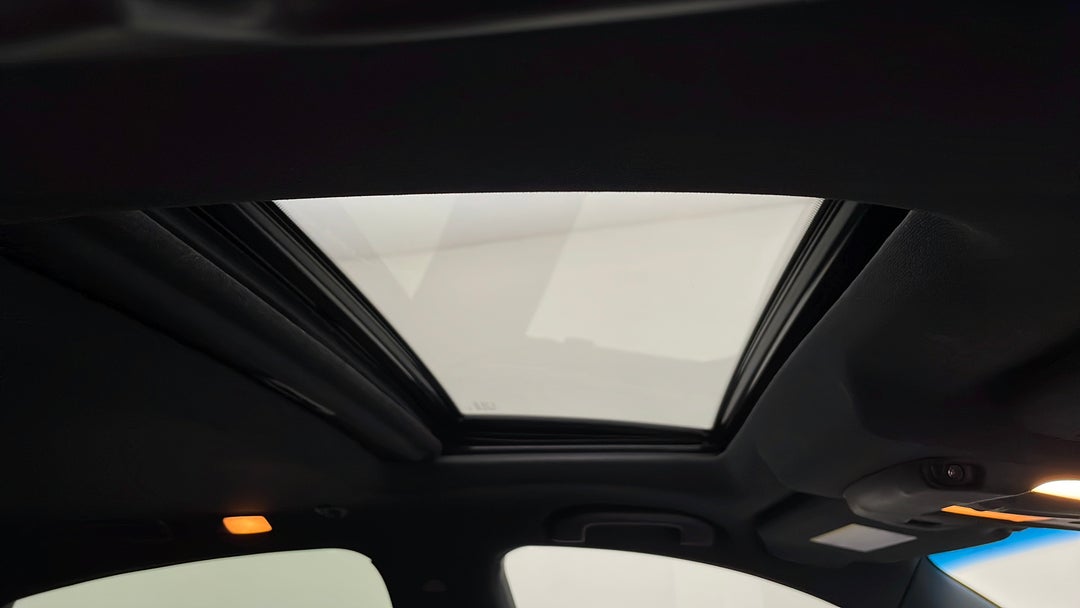 Interior Sunroof/Moonroof
