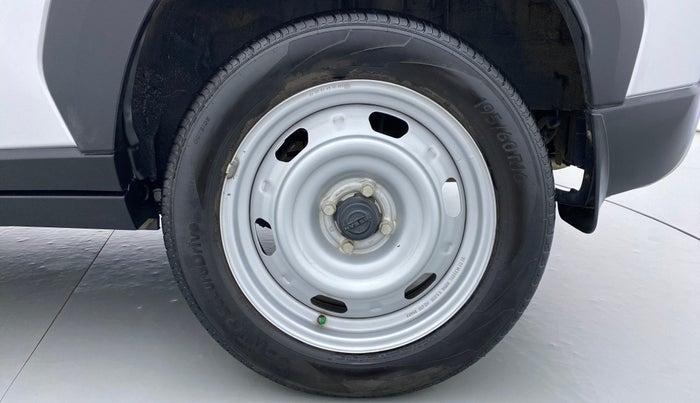 2021 Nissan MAGNITE XE 1.0 MT, Petrol, Manual, 4,467 km, Left Rear Wheel