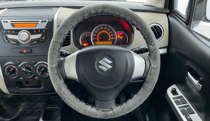 2014 Maruti Wagon R 1.0 VXI, Petrol, Manual, 48,408 km, Steering Wheel Close Up