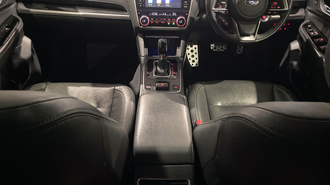 2018 Subaru Liberty 2.5i Premium, Automatic, 130782 km, Center Console