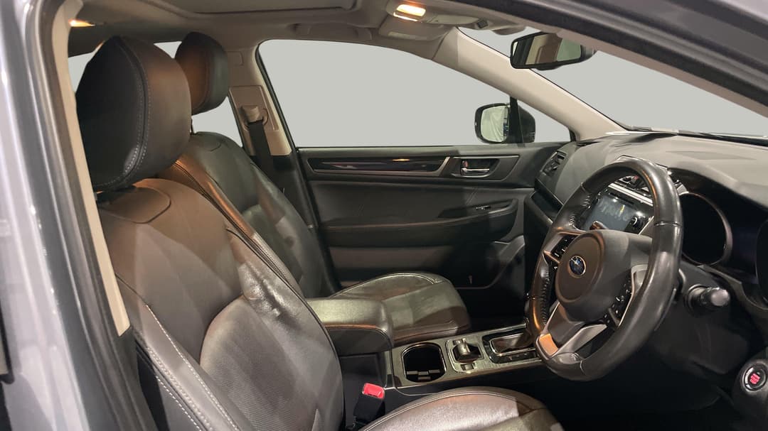 2018 Subaru Liberty 2.5i Premium, Automatic, 130782 km, Right Side Front Door Cabin View