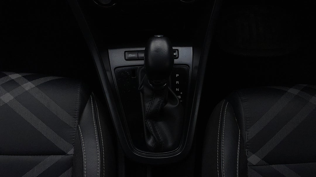 2022 MG Mg3 Auto Excite (with Navigation), Automatic, 39586 km, Gear Lever 