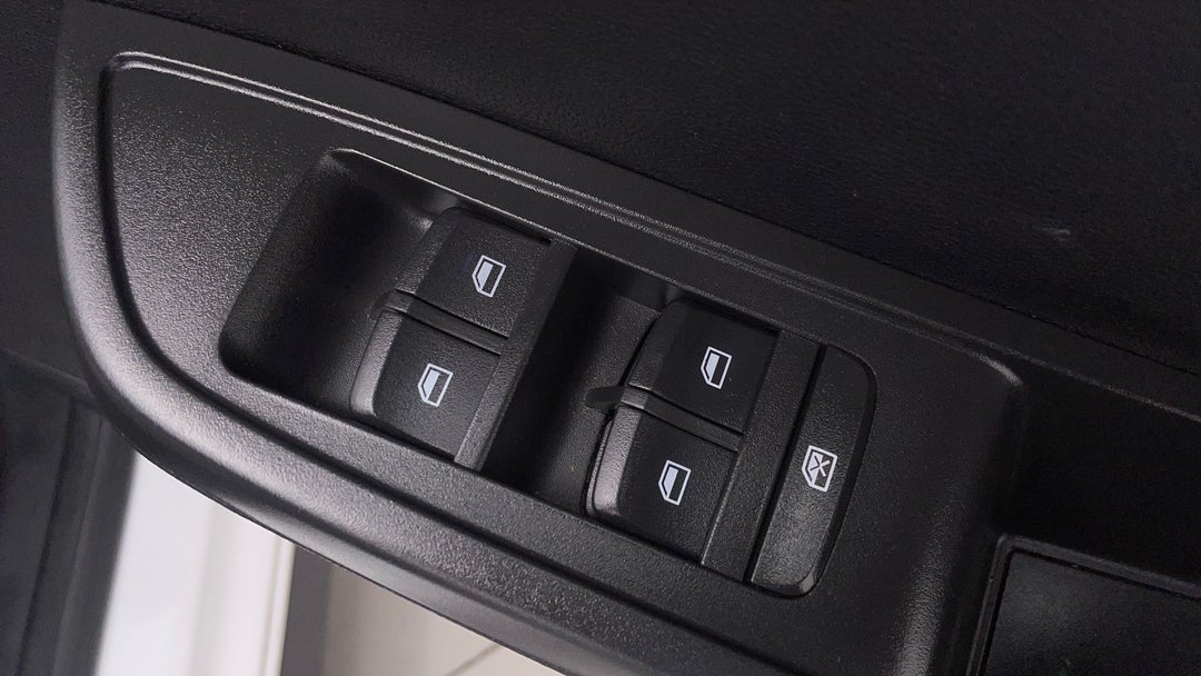 2022 MG Mg3 Auto Excite (with Navigation), Automatic, 39586 km, Drivers Side Door Panel Controls