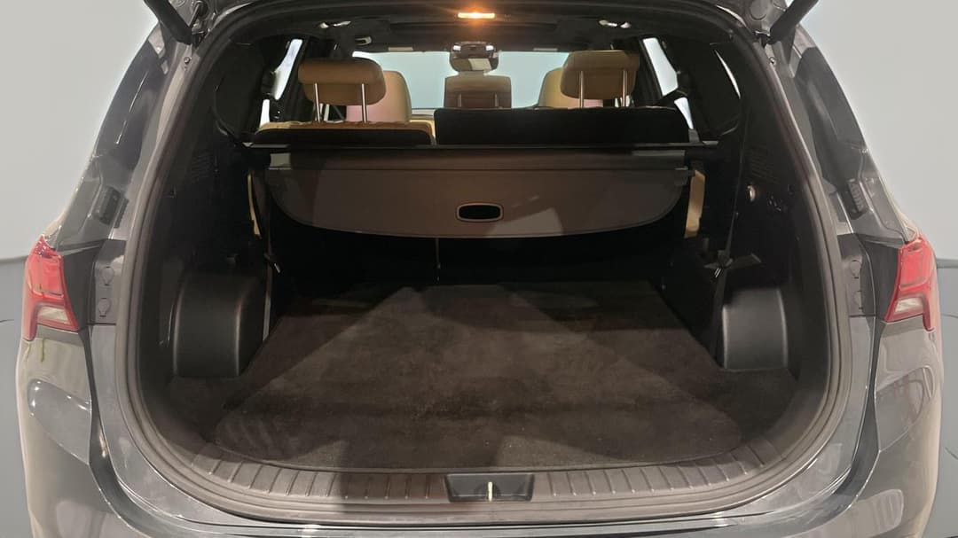 2022 Hyundai Santa Fe Highlander Crdi (AWD), Automatic, 62121 km, Boot Inside View