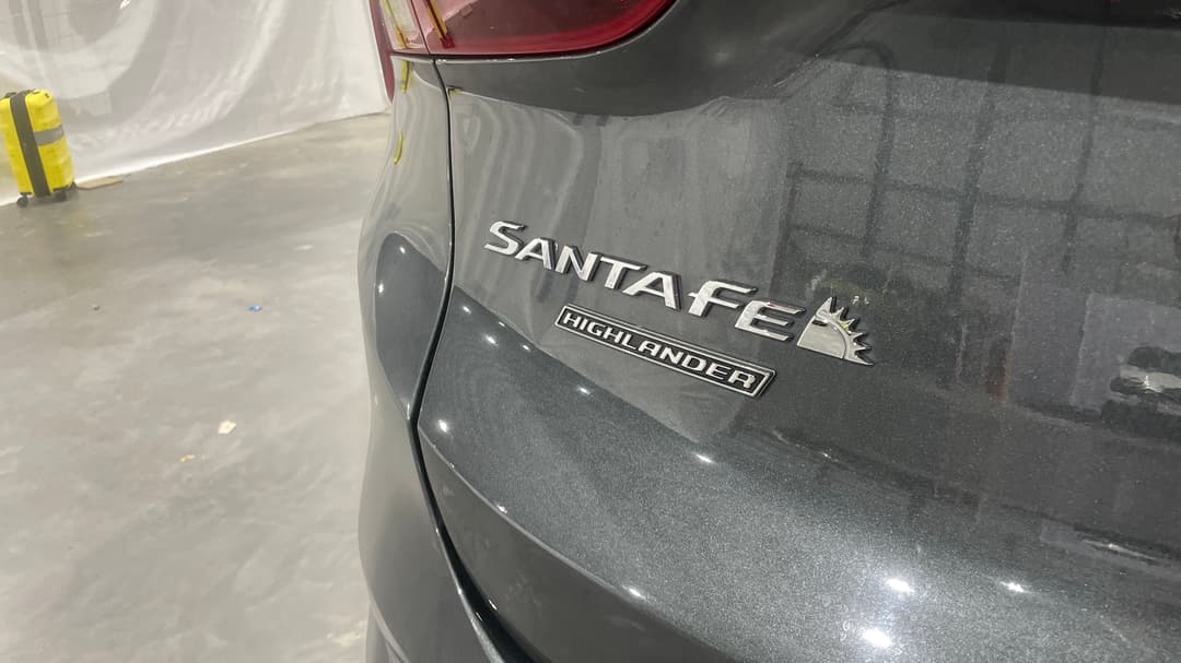 2022 Hyundai Santa Fe Highlander Crdi (AWD), Automatic, 62121 km, Badge (Boot Left Side)
