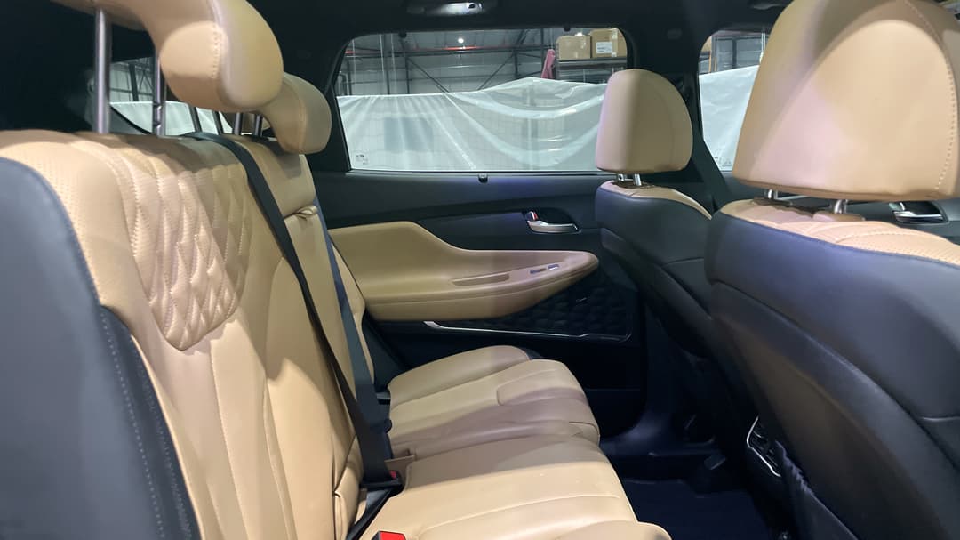 2022 Hyundai Santa Fe Highlander Crdi (AWD), Automatic, 62121 km, Right Side Rear Door Cabin View