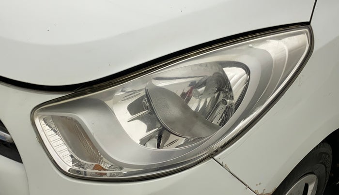 2011 Hyundai i10 MAGNA 1.2, Petrol, Manual, 99,880 km, Left headlight - Minor scratches