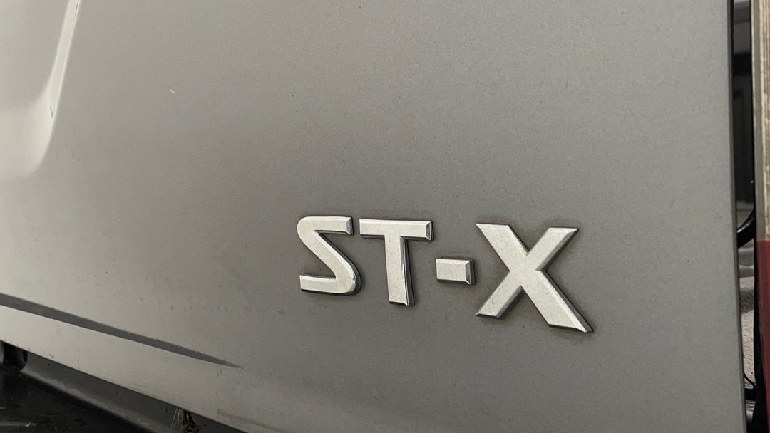 Badge (Boot Right Side)