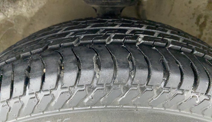 2018 Maruti Alto K10 VXI P, Petrol, Manual, 23,937 km, Left Front Tyre Tread