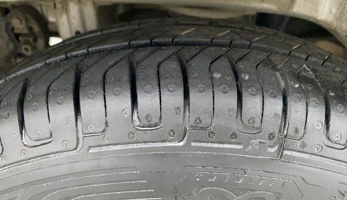 2018 Maruti Alto K10 VXI P, Petrol, Manual, 23,937 km, Right Rear Tyre Tread