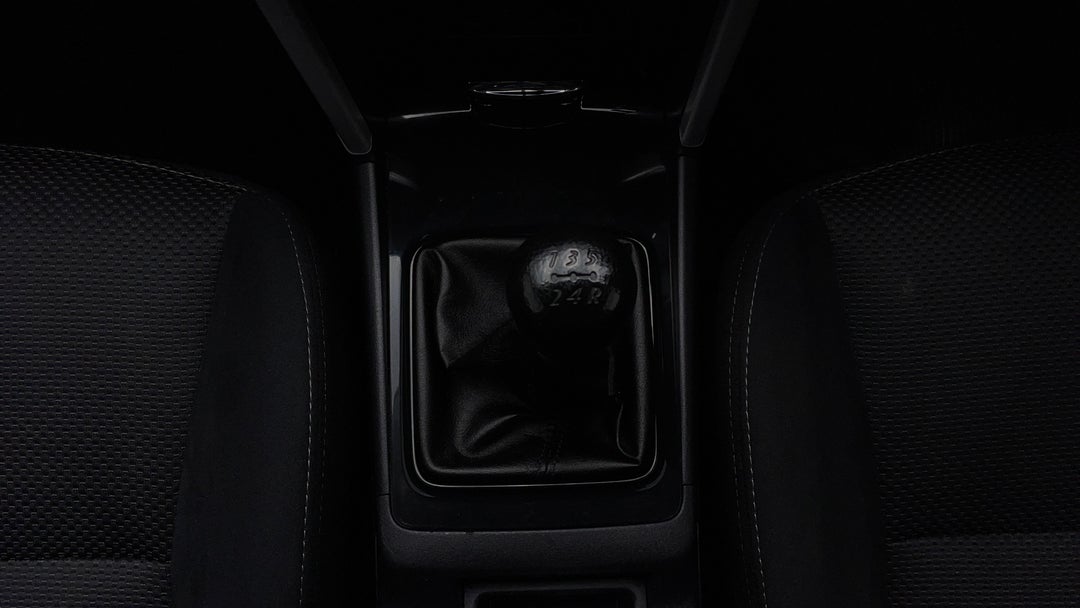 2017 Mitsubishi Lancer Es Sport, Manual, 135655 km, Gear Lever 